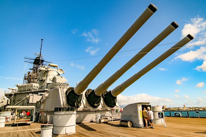 Best Of Pearl Harbor: The Complete Small Group Tour Experience - Guided Tour Experience
