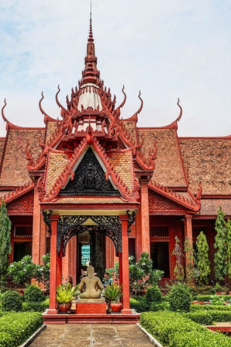 Best of Phnom Penh: Half-Day Private City Tour - Royal Palace Exploration