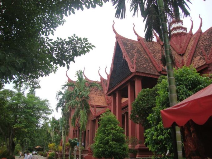 Best of Phnom Penh: Half-Day Private City Tour - Pricing and Payment