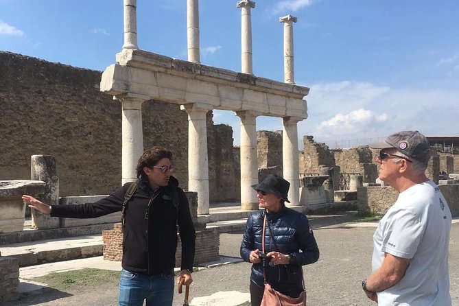 Best of Pompeii and Herculaneum With an Expert Archaeologist - Preserved Structures and Artifacts