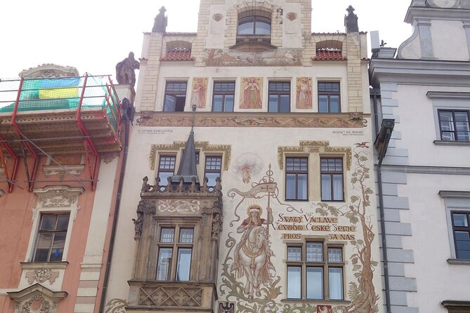 Best of Prague - City Walking Tour With Czech Cuisine Lunch - Meeting and Pickup Details