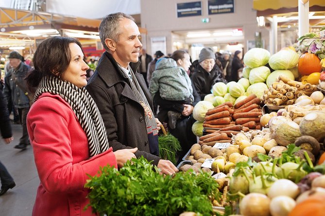 Best of Riga Walking Tour - Highlights and Hidden Gems - Riga Central Market Discoveries