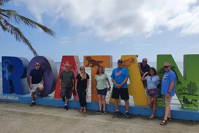 Best of Roatan and Beach Excursion - Beach Club Amenities