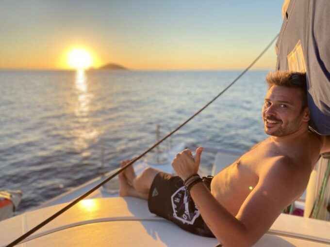 Best of Santorini Private Half-Day Catamaran Cruise - Meal at Volcano