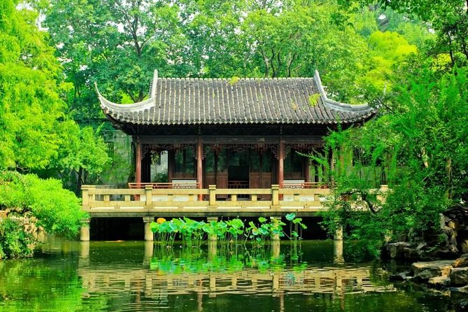 Best of Shanghai One Day Tour - Taking in Shanghai Museum