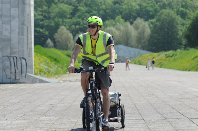 Best of Tallinn 2-Hour Bike Tour - Booking and Cancellation Policy