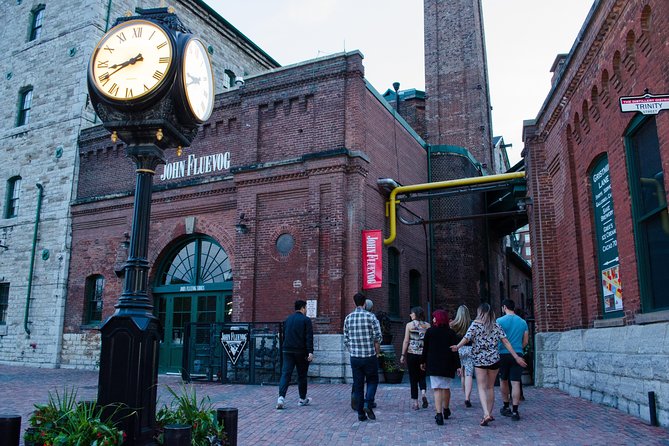 Best of Toronto Private, In-Car, Food + Sightseeing Tour - Tour Duration and Accessibility