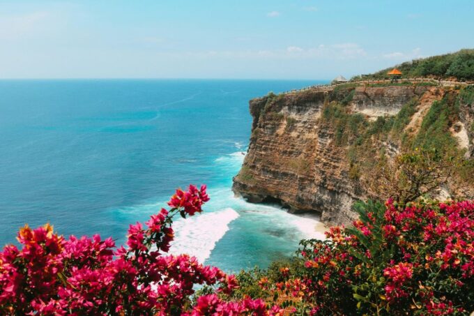 Best of Uluwatu Sunset, Kecak Dance With Dinner in Jimbaran - Savoring Seafood Dinner
