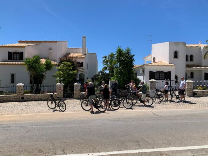 Best of Vilamoura - Guided Bike Tour (3h) - Meeting Point