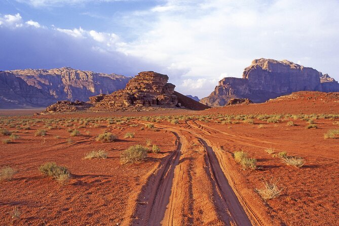 Best of Wadi Rum | Full Day Jeep Tour + Sleep Under the Stars | Pack All-In - Visiting Lawrence House and Khazali Canyon