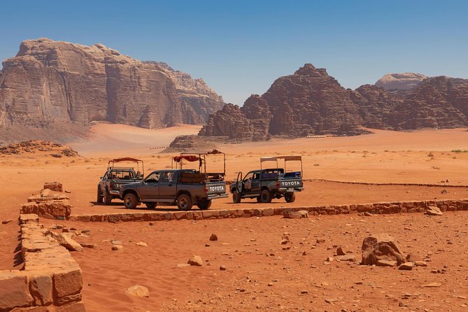 Best of Wadi Rum | Full Day Jeep Tour + Sleep Under the Stars | Pack All-In - Dining and Stargazing Experience