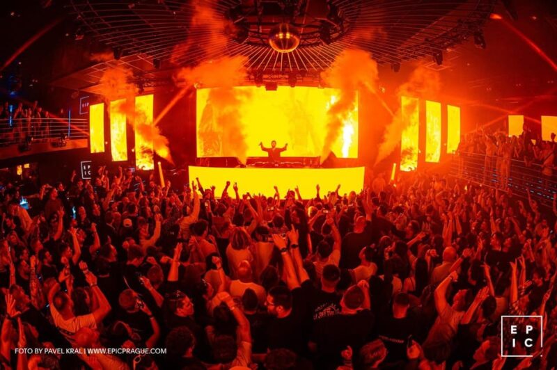 Best Party in Prague at the Best Modern Club EPIC - Club Experience