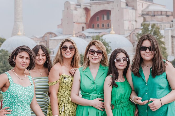 Best Photographer in Istanbul - Professional and Friendly Photographer