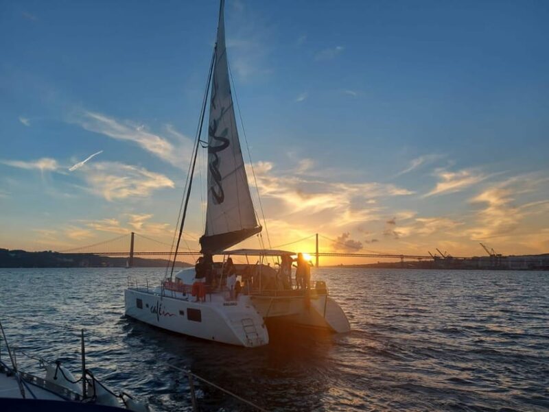 Best Price on Board Catamaran, Sunset, Music, Drinks - Key Points