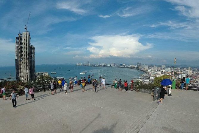 Best Seller Discovery Pattaya Tours With Floating Market & Lunch - Gems Museum
