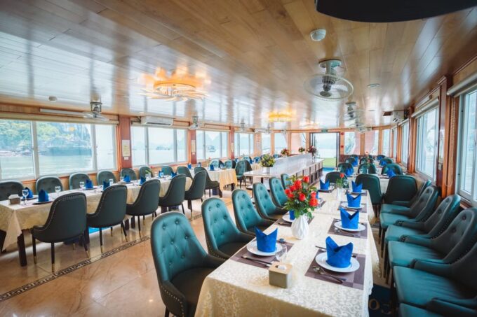 Best Seller Halong Bay Deluxe Day Tour: Lunch, Cave & Island - Arrival and Meeting Details