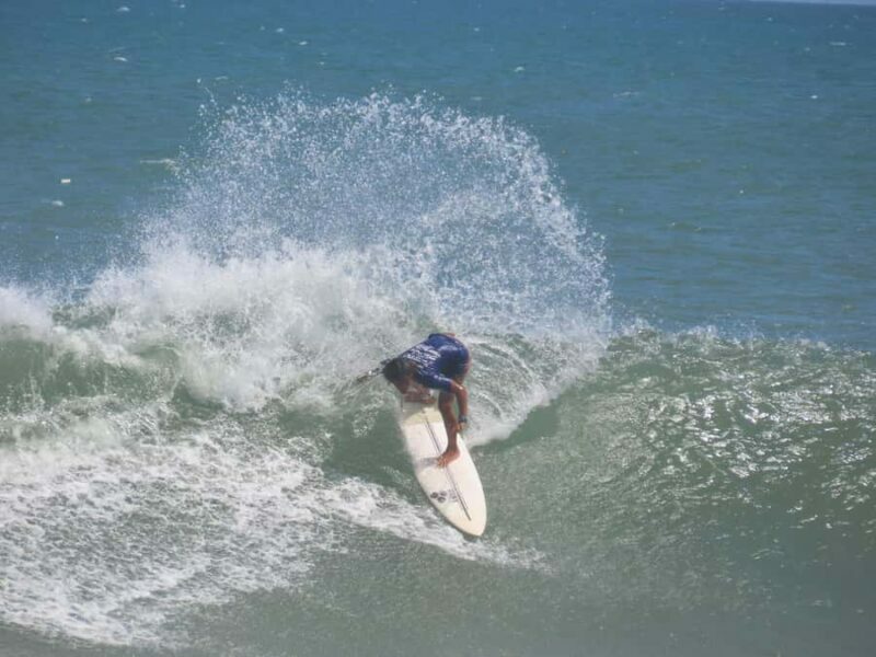 Best Surf Lesson around Uluwatu - An Honest Look at the Uluwatu Surf Lesson