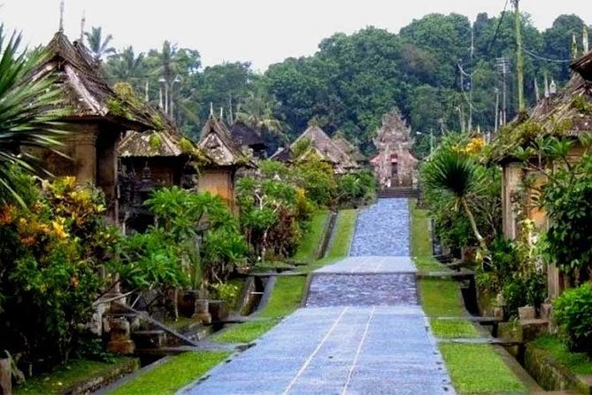 Best Tour:Bali Penglipuran Traditional Village,Tukad Cepung&Tibumana Waterfall - Tour Schedule
