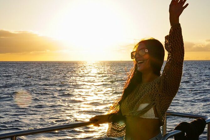 Best Waikiki Sunset Cruise:BYOB Sunset Sail with Swimming - FAQs
