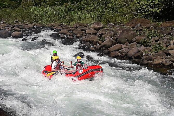 Best Whitewater Rafting Sarapiqui River, Costa Rica, Class III-IV - Health Considerations