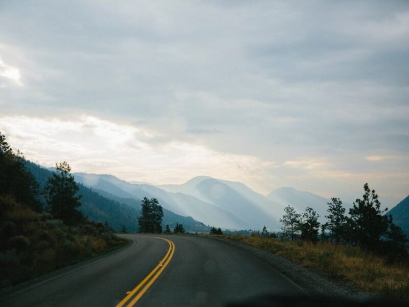 Between Lake Louise and Revelstoke: Smartphone Audio Tour - Route and Attractions