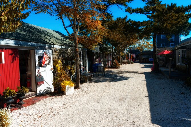 Beyond the Cobblestones Self Guided Walking Tour of Nantucket - Meeting and End Points