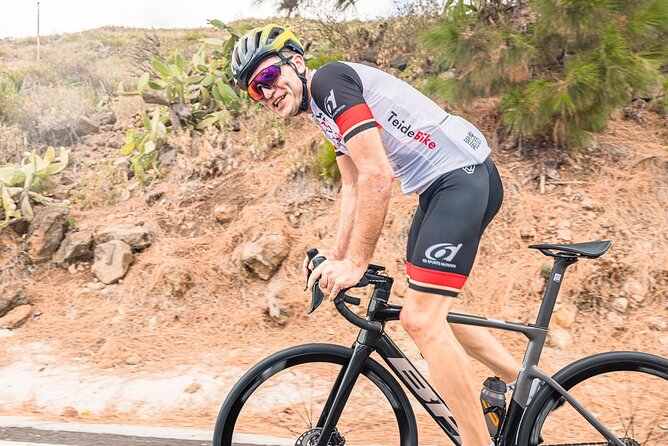 BH RS1 3.5 Shimano 105 Di2 12sp Road Bike Rental in Tenerife - Meeting and Pickup