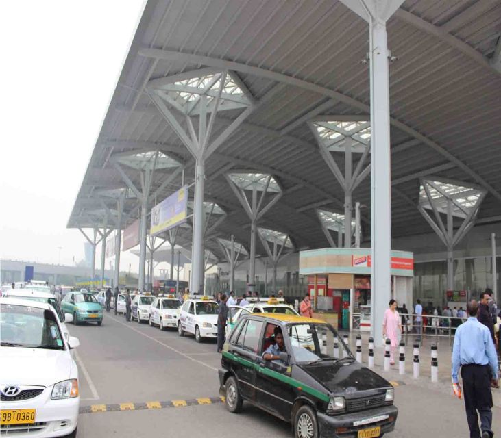 Bhubaneswar: Airport to Hotel Private Transport Service - Welcome and Assistance