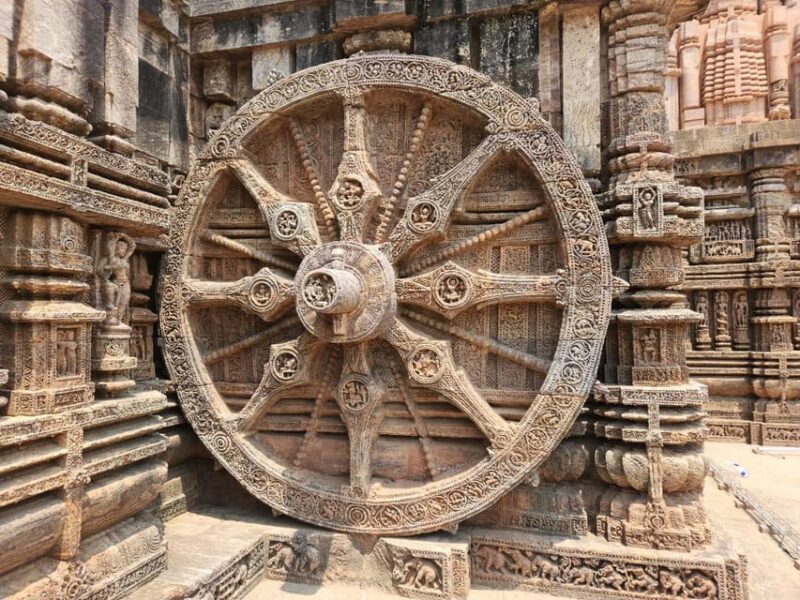 Bhubaneswar: Konark and Bhubaneswar Private Day Trip - Key Points