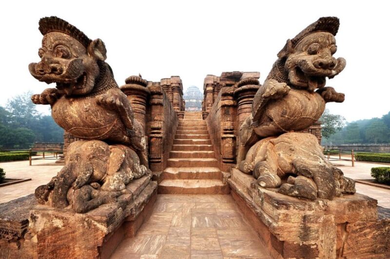 BHUBNESWAR CITY TOUR WITH KONARK SUN TEMPLE - Pickup Locations