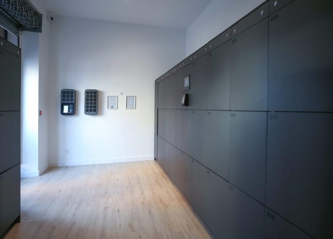 BIARRITZ - 24/7 Secure Luggage Storage Downtown - 4 Hours - Frequently Asked Questions