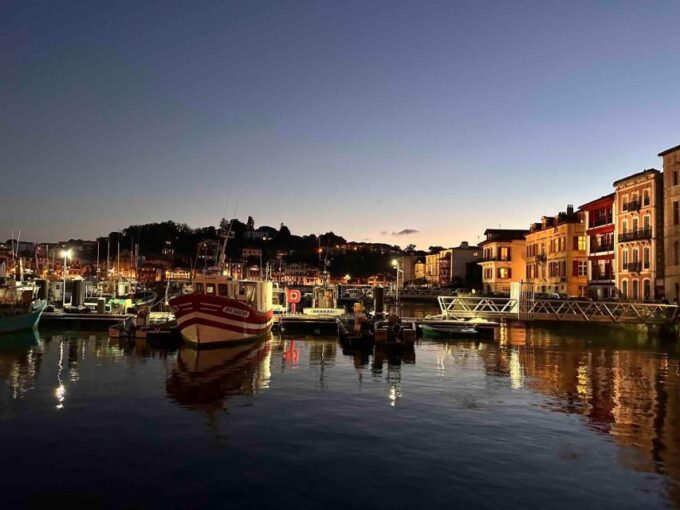 Biarritz: Excursion to Visit the Basque Coast! - Booking and Cancellation Policy