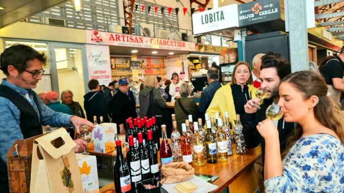 Biarritz Guided Walking & Gourmet Tour - Customer Feedback and Ratings
