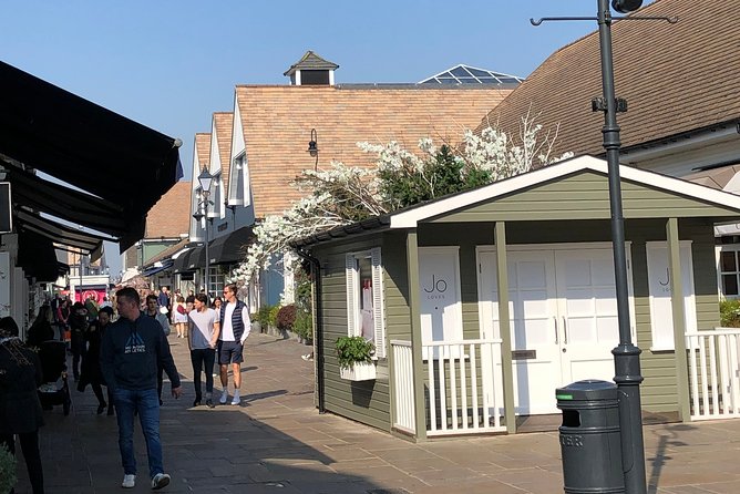 Bicester Village Private Guided Shopping Experience - Inclusions and Amenities