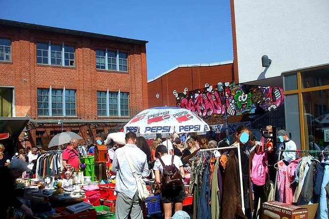 Bicycle Tour Through the Other Hamburg (Min.4) - Booking and Cancellation Policy