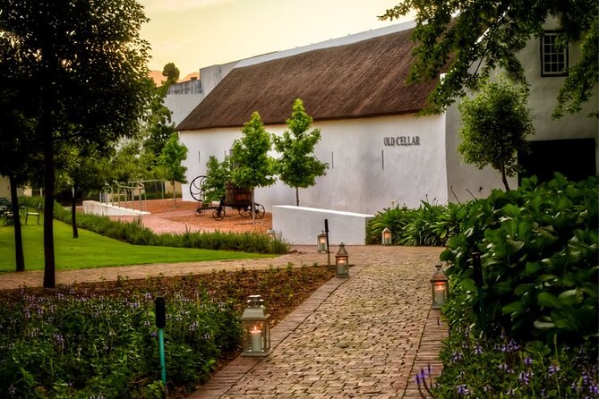 Big 5 Aquila Safari Full Day Tour and Lunch - Group Type and Pricing