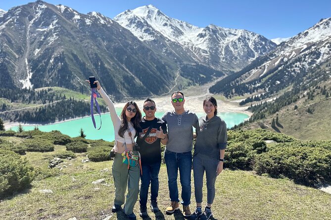 Big Almaty Lake: Choose Your Adventure on Foot or by Car - Getting to the Lake