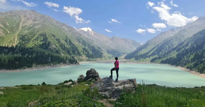 Big Almaty Lake with Horseback Riding Day Tour - The Guides and Group Experience