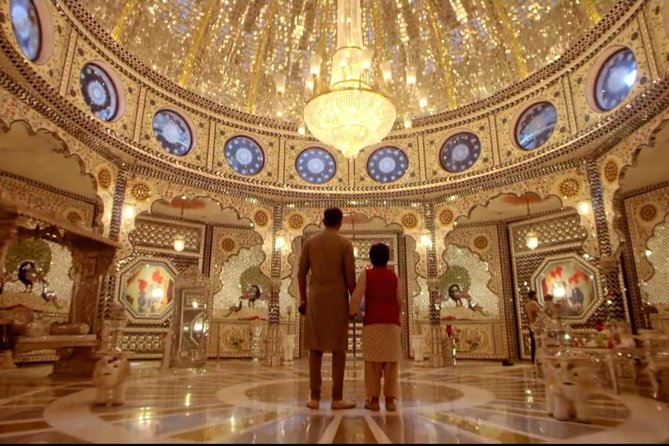 Big Bollywood Studio Only Tour With Meal : From Pune - Key Points