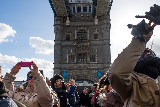 Big Bus London Hop-On Hop-Off Tour & River Cruise - 50% off Kids - Accessibility and Stroller Accommodations