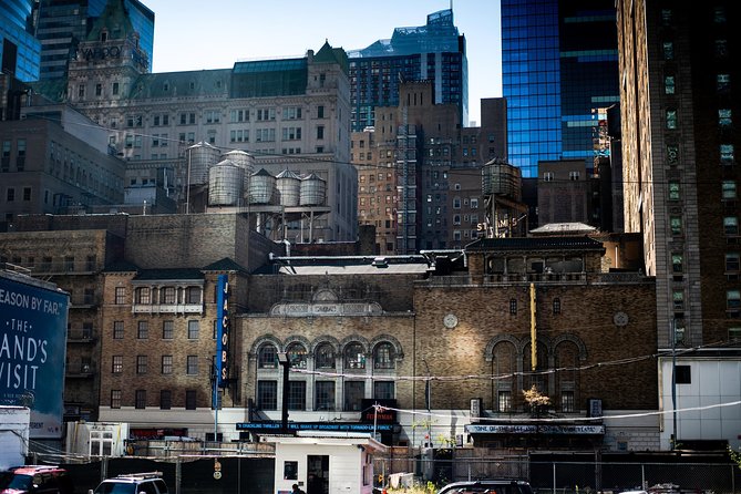 Big Bus New York: Hop-On Hop-Off Sightseeing Tour by Open-top Bus - Live Tracking and App Features