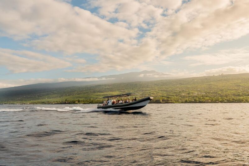 Big Island: Kona Super Raft Sunset Cruise - Dining Options