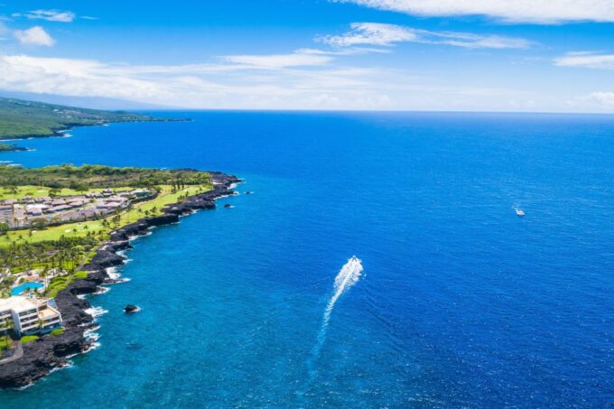 Big Island: Luxury Catamaran Trip Along the Kona Coast - Meeting Point
