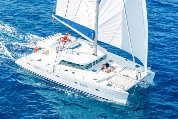 Big Island: Luxury Catamaran Trip Along the Kona Coast - Booking and Payment