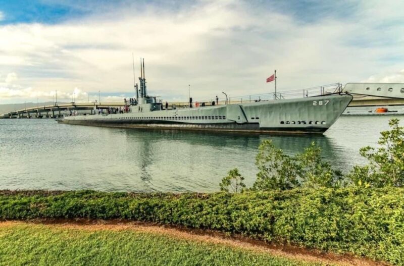 Big Island: Polynesian Cultural Center & Pearl Harbor Tour - Travel to Oahu
