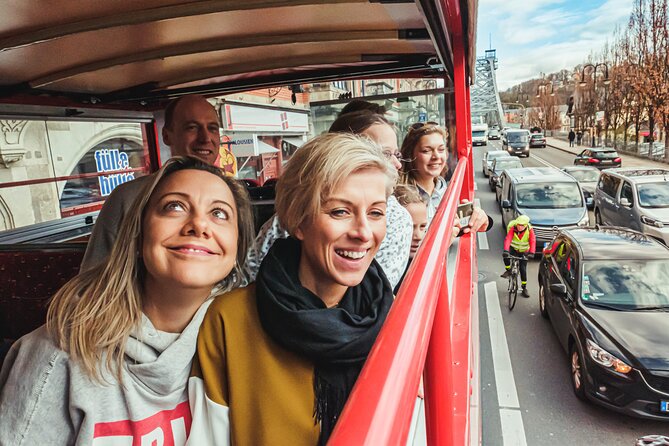 Big Sightseeing Tour in Dresden With Liveguide - Traveler Information