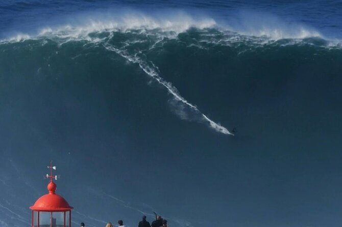 Big Waves of Nazaré - Private Tour - Wave Conditions in Nazaré