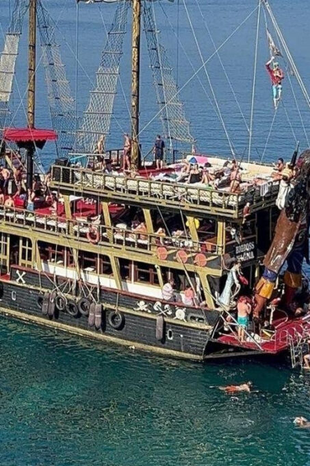Bigboss Pirate Boat Trips Marmaris - Inclusions and Amenities