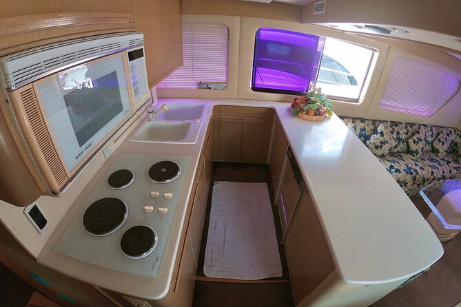 Biggest Luxury Yacht Boat Best in Cancun up to 28 Pax - Guest Reviews and Ratings