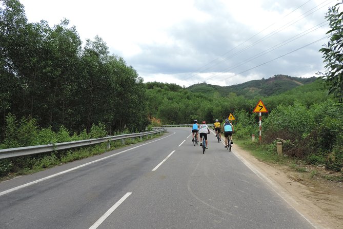 Bike From Dalat to Nha Trang - Tour Details